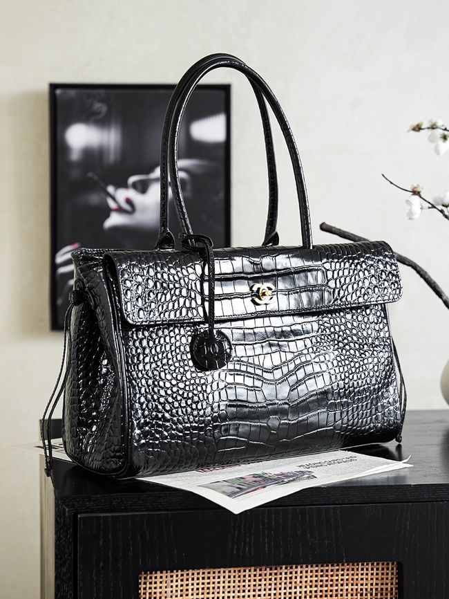 Chanel Crocodile Embossed Shopping Bag AS6428 black Chanel Crocodile Embossed Shopping Bag AS6428 black