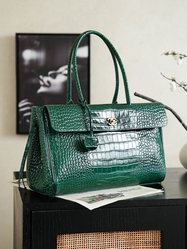 Chanel Crocodile Embossed Shopping Bag AS6428 dark green Chanel Crocodile Embossed Shopping Bag AS6428 dark green