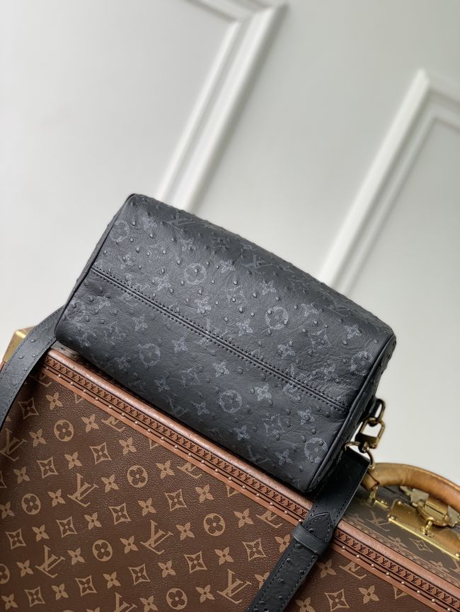 Louis Vuitton Runway Speedy P9 Bandouliere 25 M24426 black
