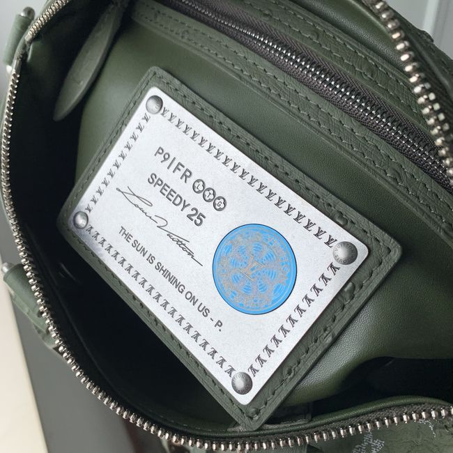Louis Vuitton Runway Speedy P9 Bandouliere 25 M24426 green