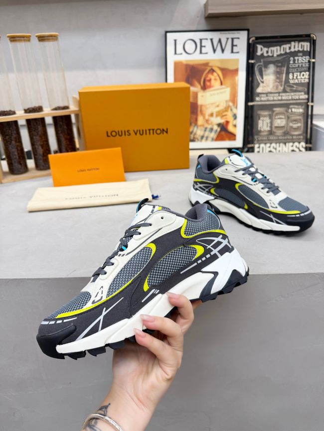 Louis Vuitton Tatic Runner Sneaker 1AKC4L-3