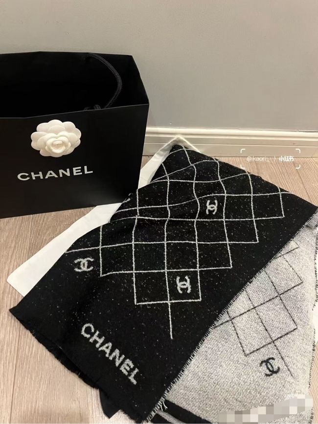 Chanel Cashmere Scarf AAC075-1