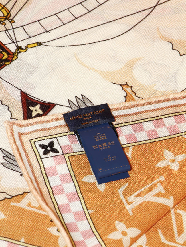 Louis Vuitton Monogram Shine Shawl M9A254-1