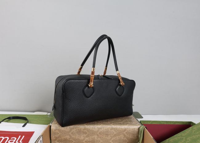 Gucci Large boston bag with bamboo A006OD Black