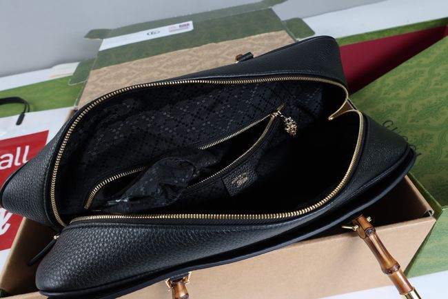Gucci Large boston bag with bamboo A006OD Black