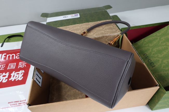 Gucci Large boston bag with bamboo A006OD gray