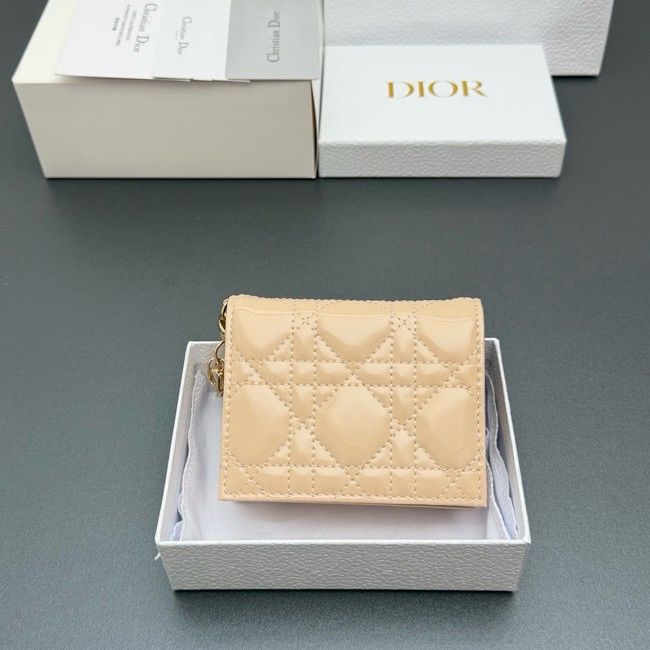 LADY DIOR LOTUS WALLET patent leather S0178 Beige LADY DIOR LOTUS WALLET patent leather S0178 Beige