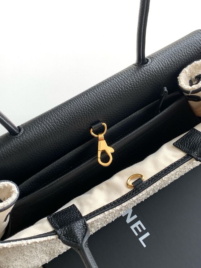 CHANEL Small Tote AS6288 white&black