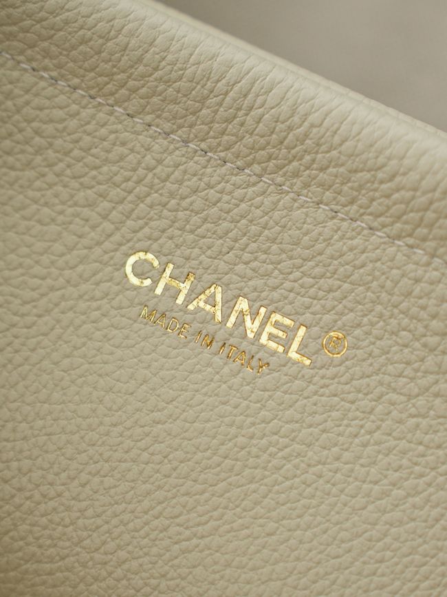 Chanel 26S Grained Calfskin Shopping Bag AS6289 cream