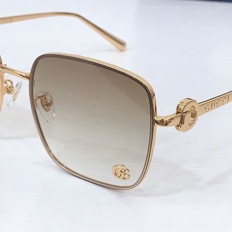Gucci Sunglasses GUS00032-1