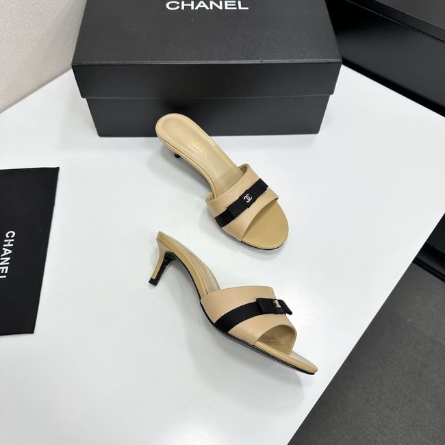 Chanel Womens slide sandal 69032-1 Chanel Womens slide sandal 69032-1