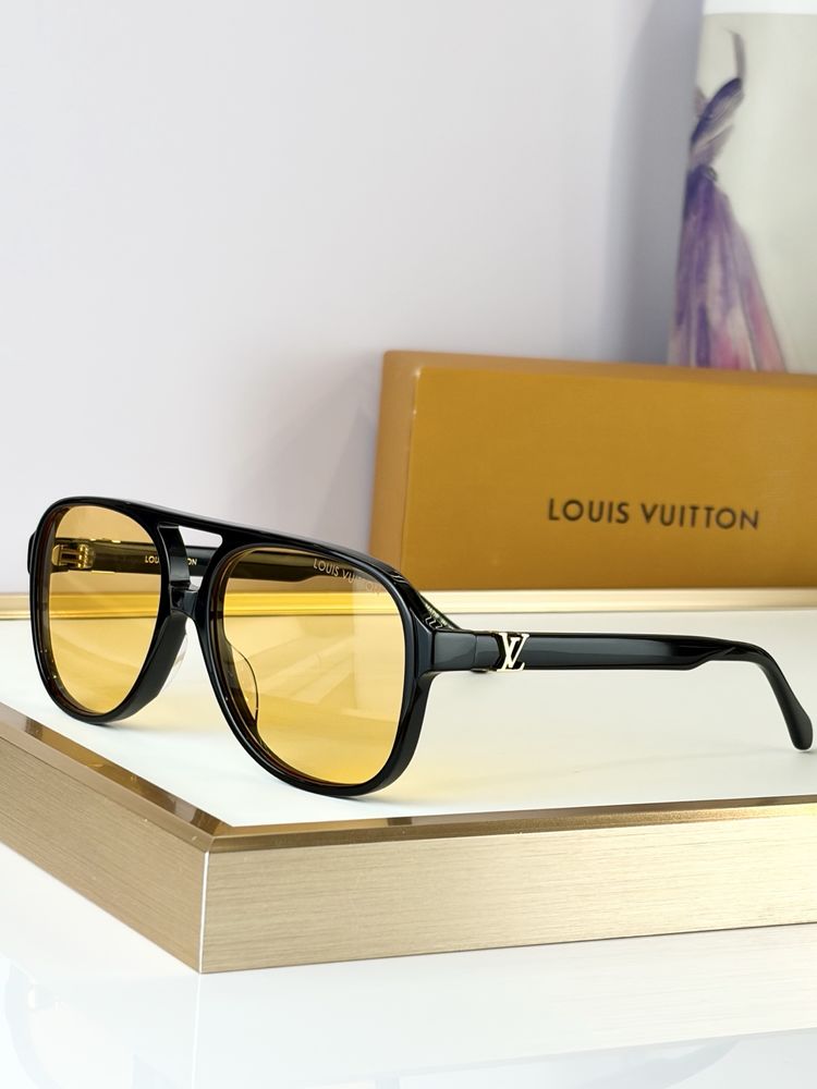 Louis Vuitton Sunglasses LVS00003-5 Louis Vuitton Sunglasses LVS00003-5