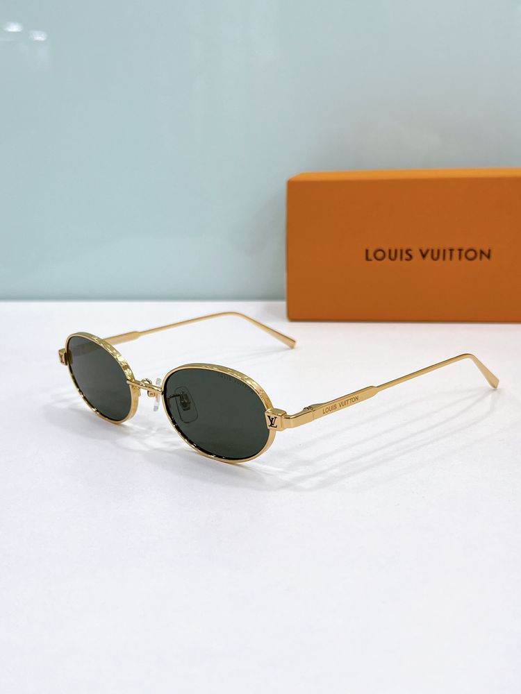 Louis Vuitton Sunglasses LVS00015-5