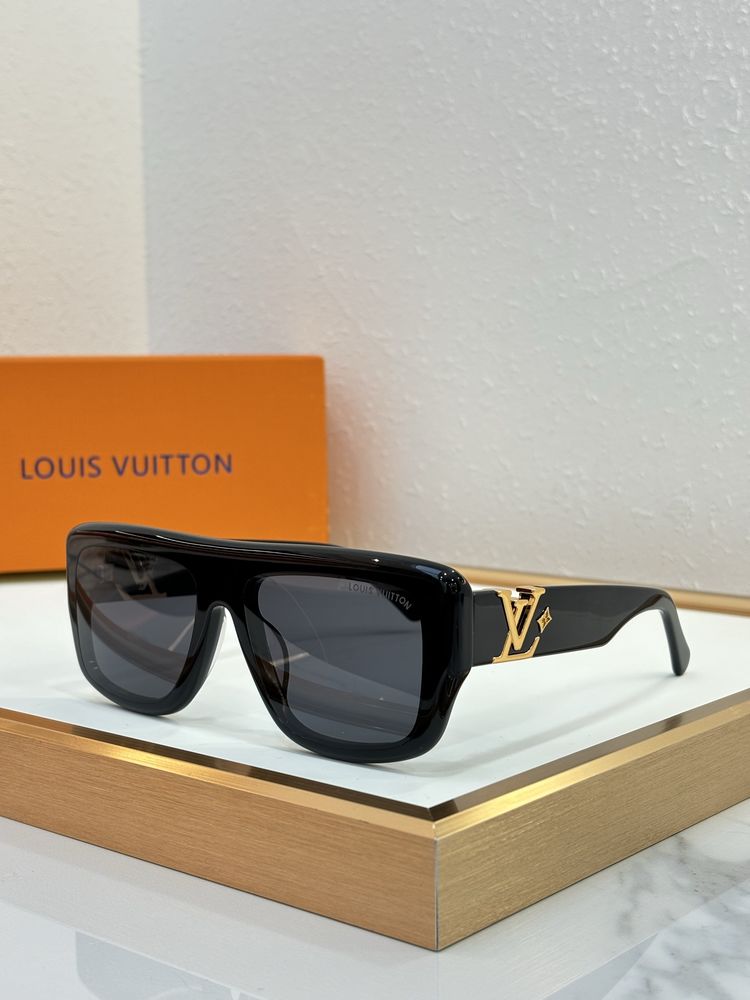 Louis Vuitton Sunglasses LVS00026-1 Louis Vuitton Sunglasses LVS00026-1