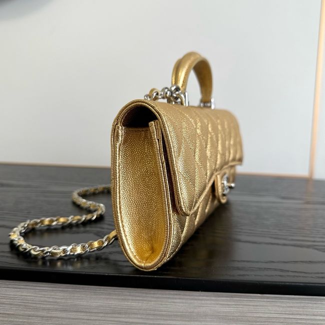 Chanel Clutch with chain AP5280 gold Chanel Clutch with chain AP5280 gold
