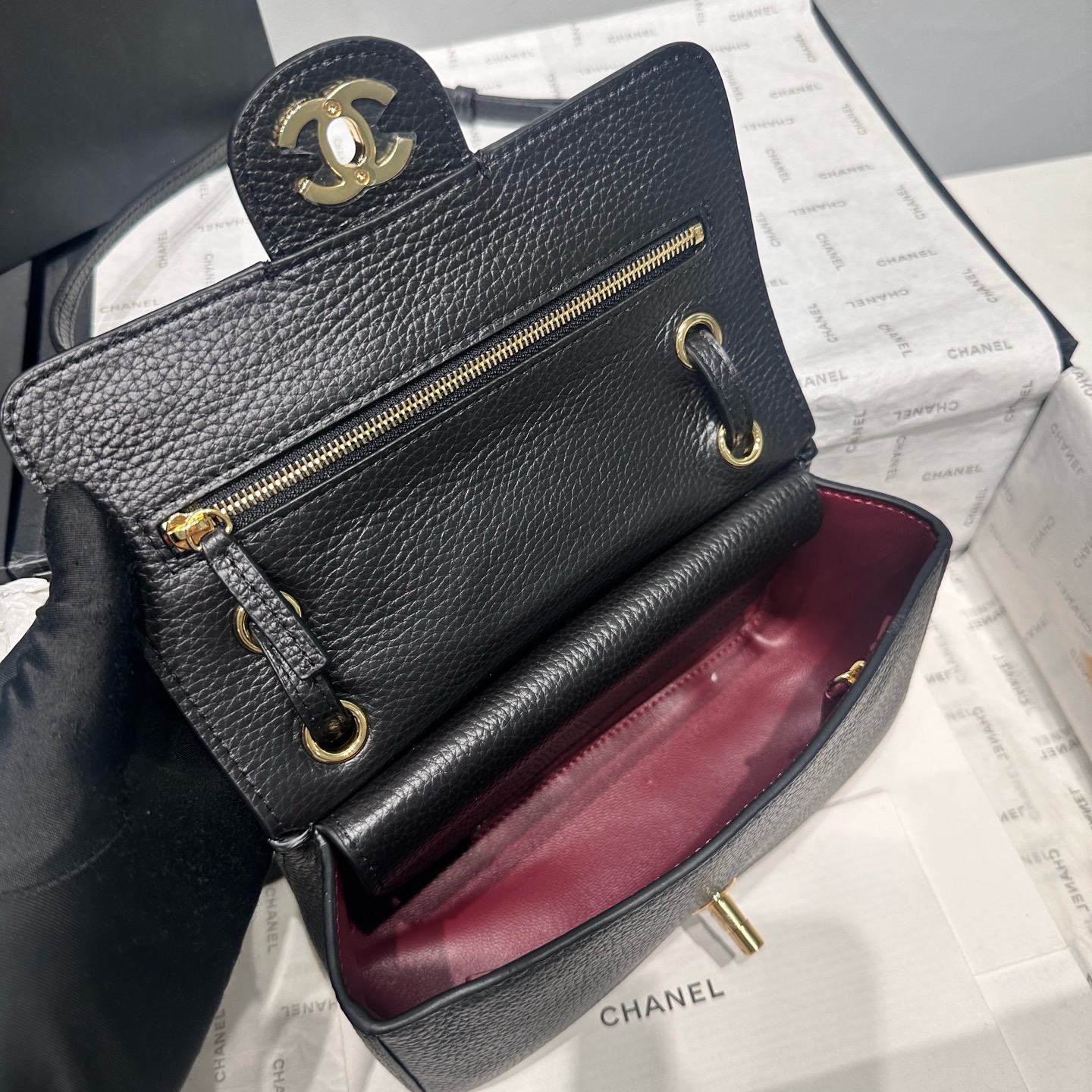 Chanel Mini Flap Bag AS6573 Black&dold Chanel Mini Flap Bag AS6573 Black&dold