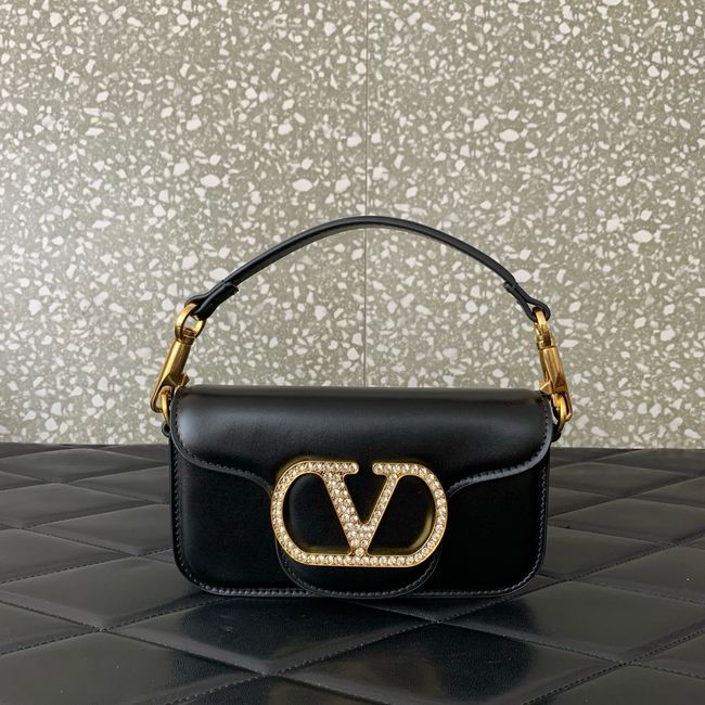 VALENTINO LOCO Small Shoulder Bag PYE4L2 black