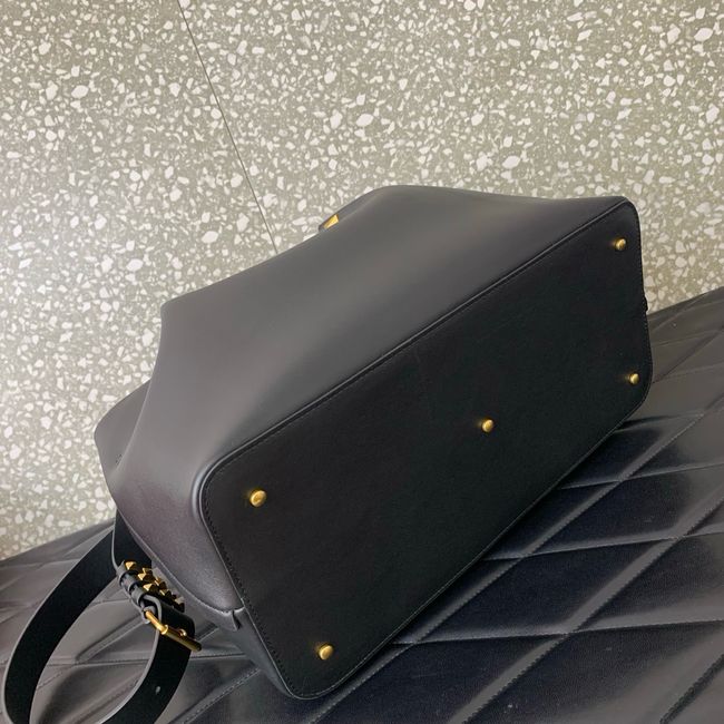 VALENTINO Medium Sheepskin Shoulder Bag 0112L black VALENTINO Medium Sheepskin Shoulder Bag 0112L black