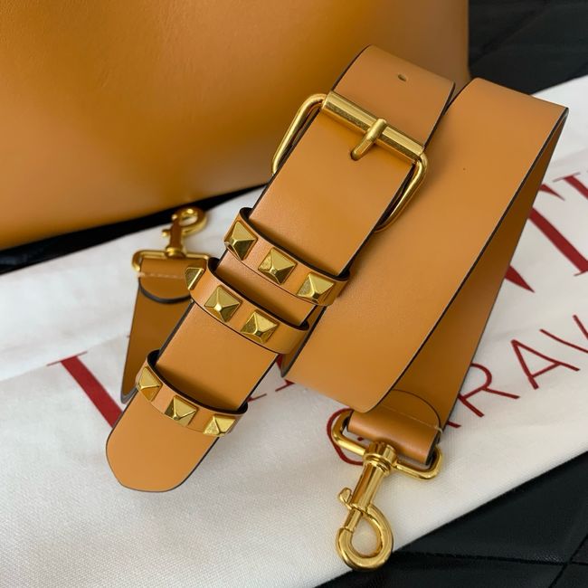 VALENTINO Medium Sheepskin Shoulder Bag 0112L brown