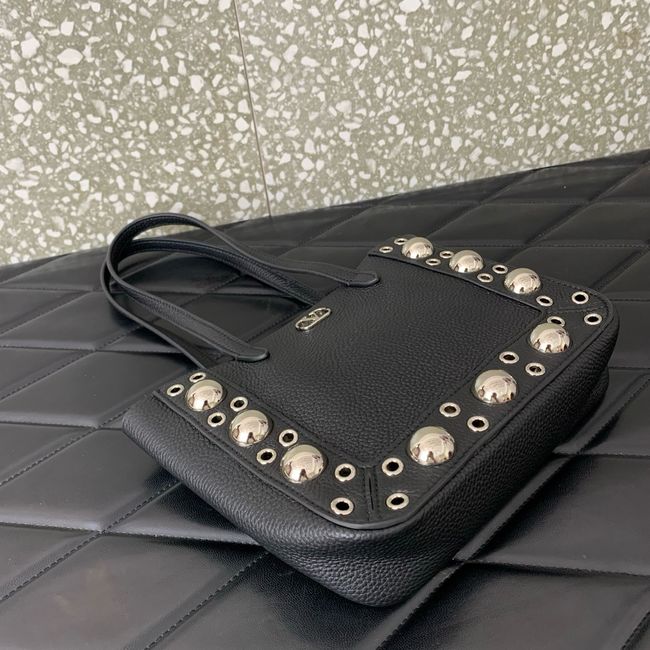 VALENTINO NELLCOTE small Calfskin Handbag WB0R78 black VALENTINO NELLCOTE small Calfskin Handbag WB0R78 black