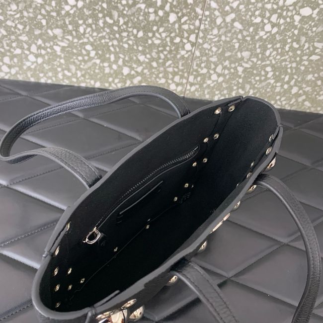 VALENTINO NELLCOTE small Calfskin Handbag WB0R78 black VALENTINO NELLCOTE small Calfskin Handbag WB0R78 black