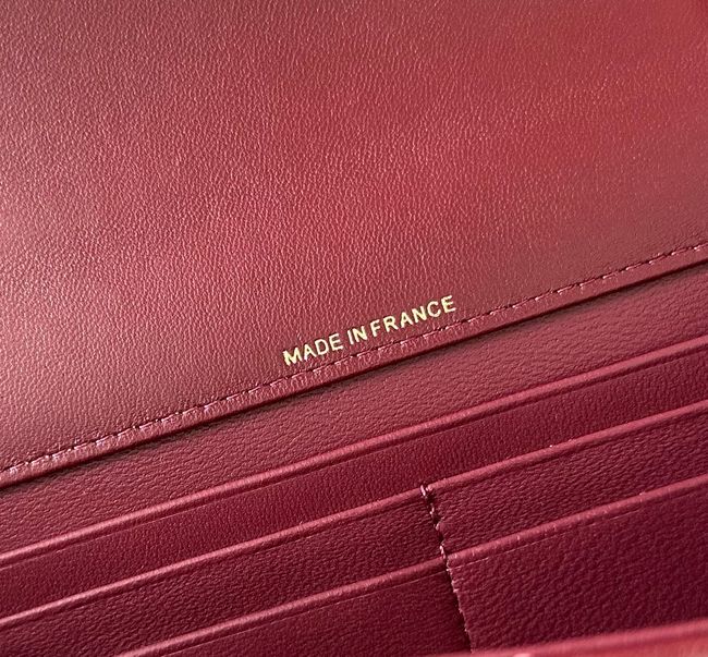 Chanel Clutch with chain Sheepskin AP5280 Burgundy Chanel Clutch with chain Sheepskin AP5280 Burgundy