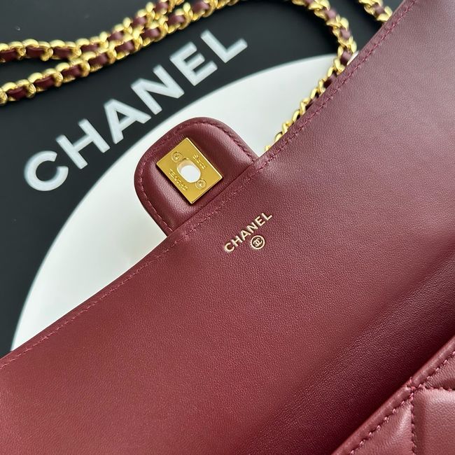 Chanel Clutch with chain Sheepskin AP5280 Burgundy Chanel Clutch with chain Sheepskin AP5280 Burgundy