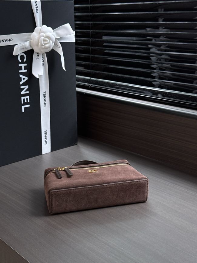 Chanel Vanity with chain AP5346 dark brown Chanel Vanity with chain AP5346 dark brown