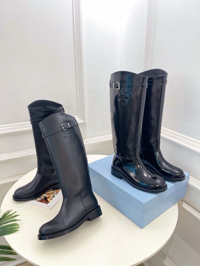 Prada Leather boots 64207-4