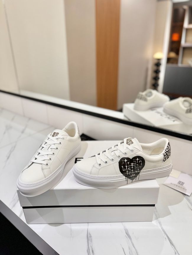 Givenchy flats 64241-10