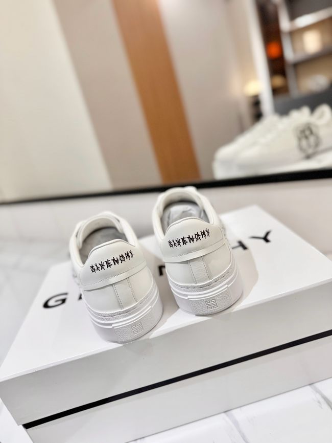 Givenchy flats 64241-11