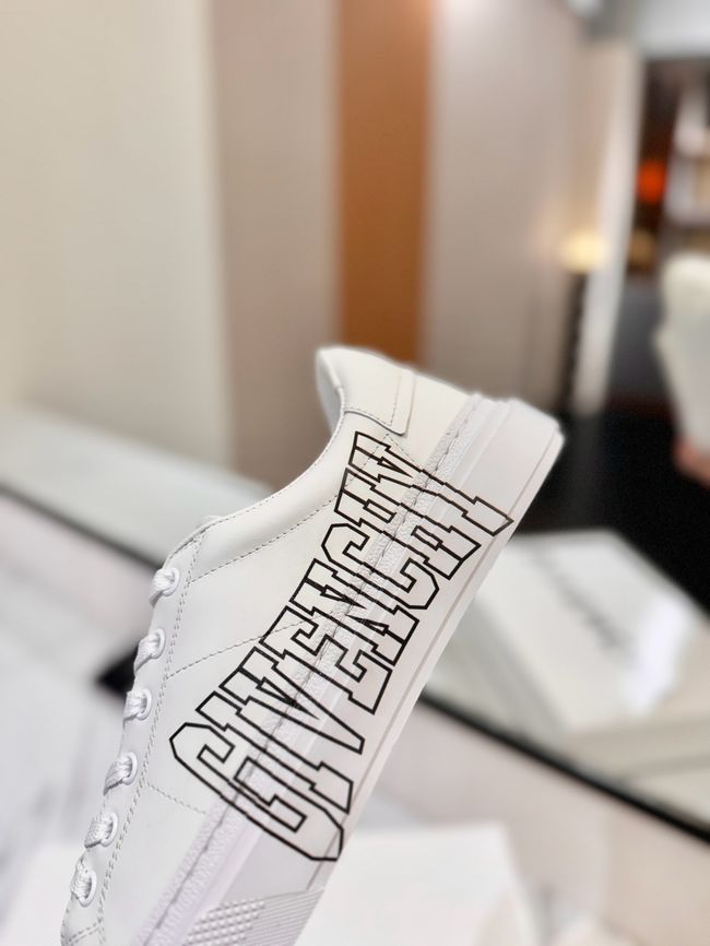 Givenchy flats 64241-13