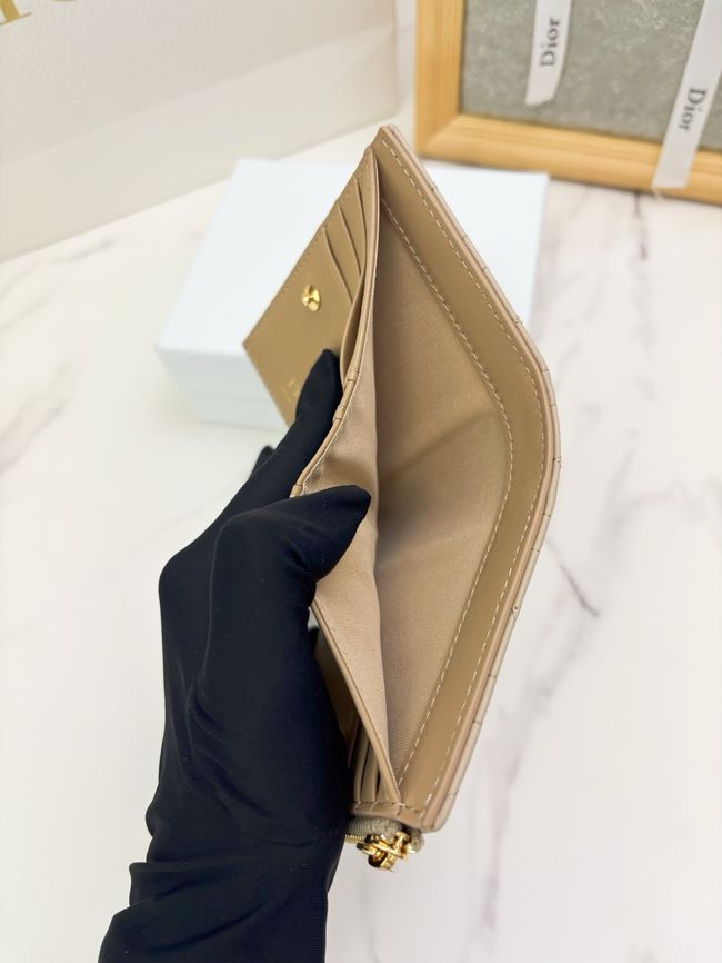 Lady Dior Dahlia Wallet Craie Cannage Lambskin S2065-7 Lady Dior Dahlia Wallet Craie Cannage Lambskin S2065-7
