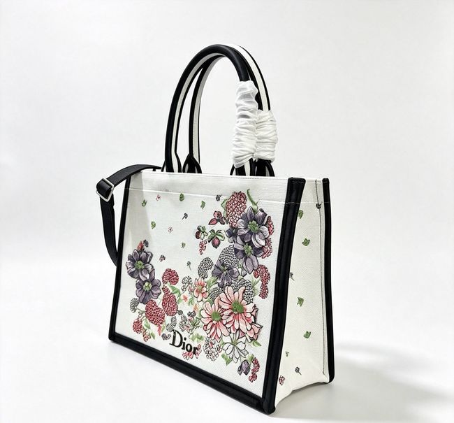 Medium Dior Book Tote with Strap Multicolor Dior Hortensia Garden Embroidery M1354PE Medium Dior Book Tote with Strap Multicolor Dior Hortensia Garden Embroidery M1354PE