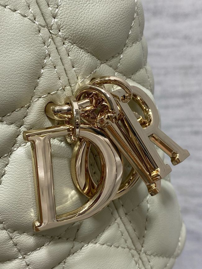 Small Dior Toujours Hobo Bag Cannage Lambskin M2867O Ivory Small Dior Toujours Hobo Bag Cannage Lambskin M2867O Ivory