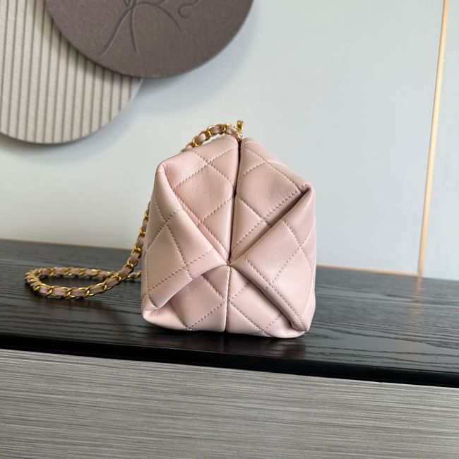 Chanel Clutch with chain Lambskin AP5252 pink