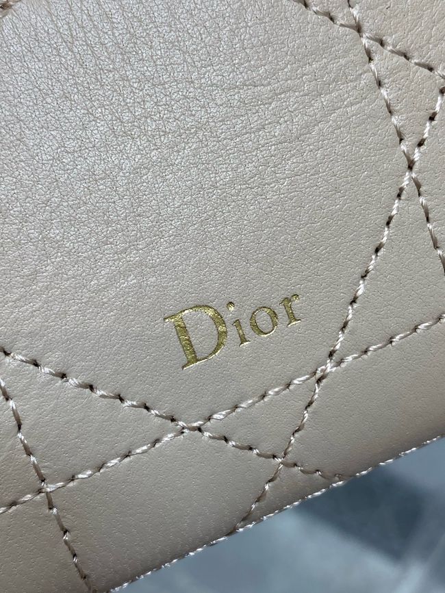 Dior Trianon Soft Vanity Mini Bag Flat Macrocannage Lambskin S4613OS Fraise Dior Trianon Soft Vanity Mini Bag Flat Macrocannage Lambskin S4613OS Fraise