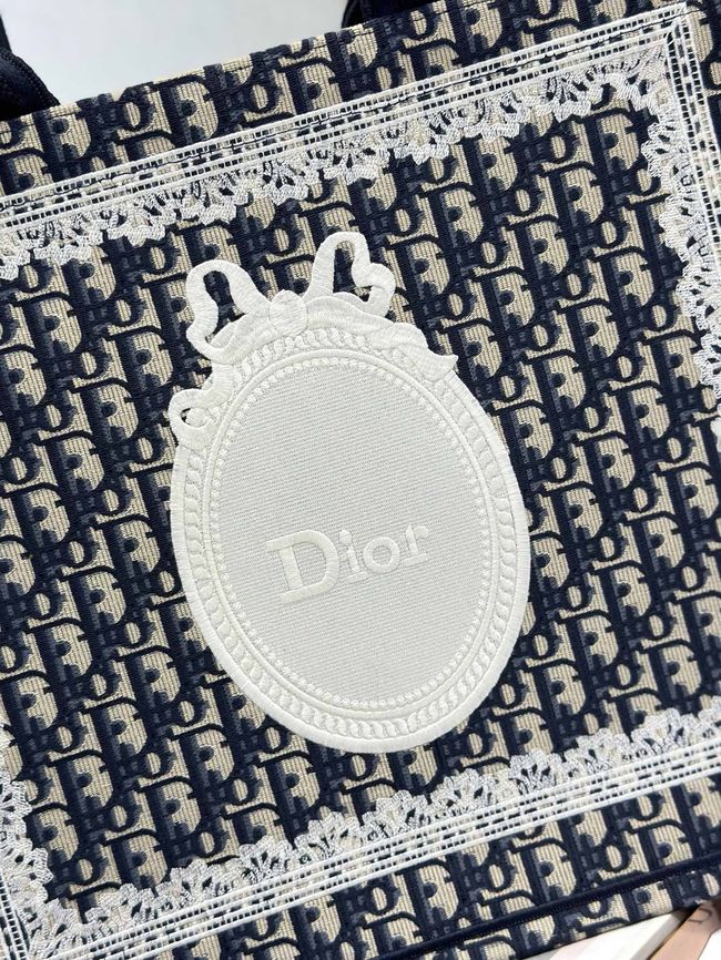 Large Dior Book Tote Cannage Embroidery M1349OEQ-7