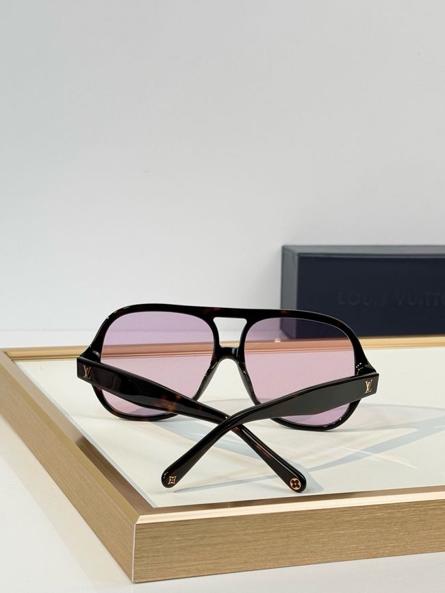 Louis Vuitton Sunglasses 821462-1 Louis Vuitton Sunglasses 821462-1