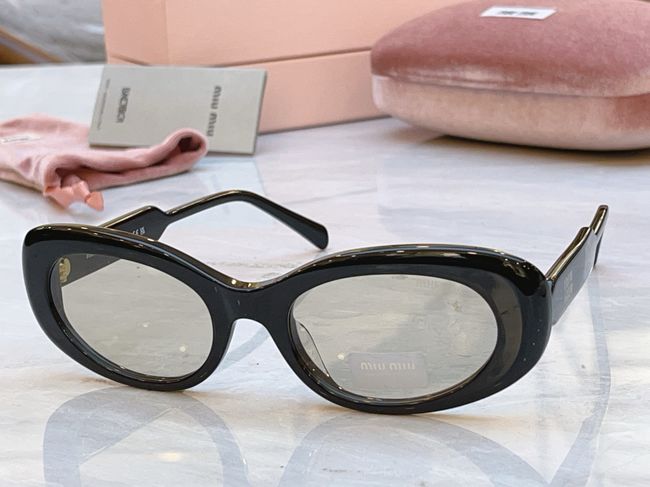MiuMiu Sunglasses 821488-8 MiuMiu Sunglasses 821488-8