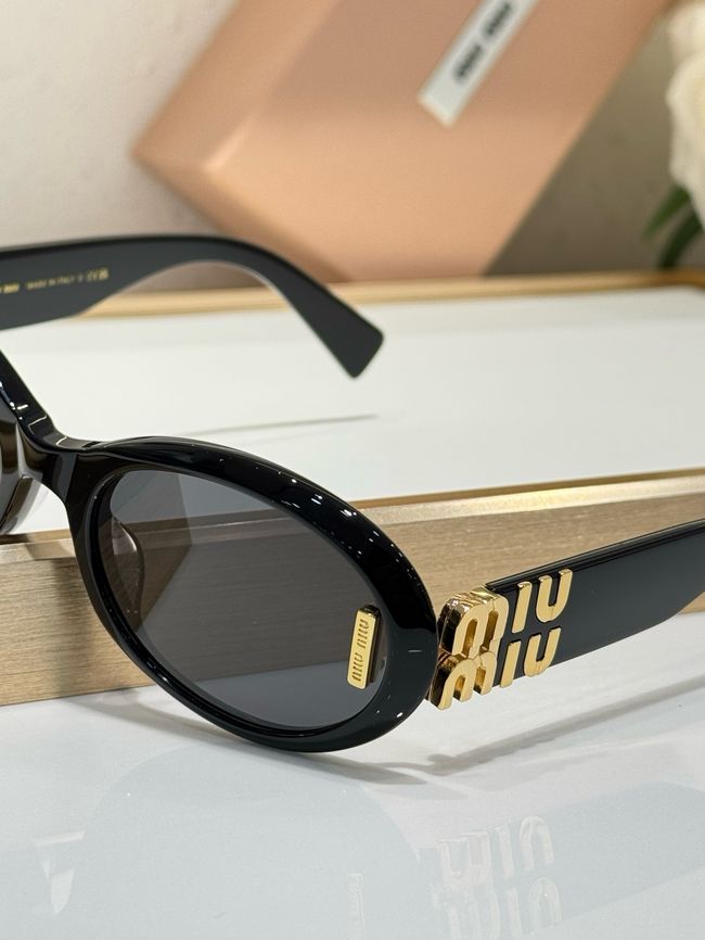 MiuMiu Sunglasses 821497-2