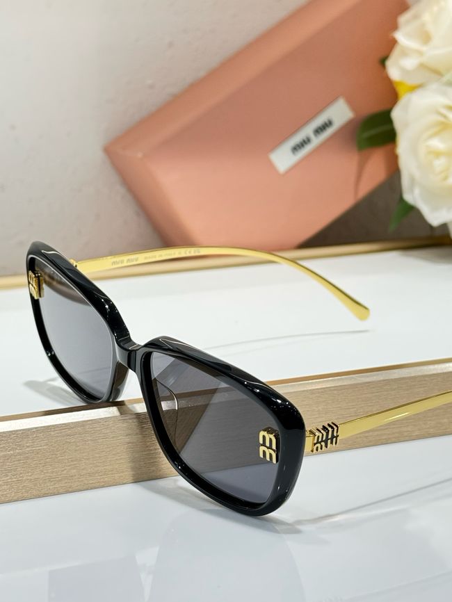 MiuMiu Sunglasses 821498-1 MiuMiu Sunglasses 821498-1