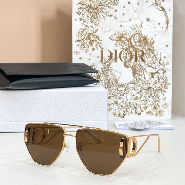 Dior Sunglasses 821533-5