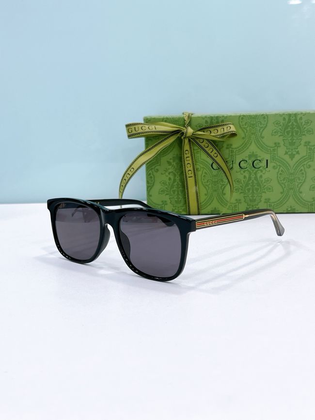 Gucci Sunglasses 821553-1