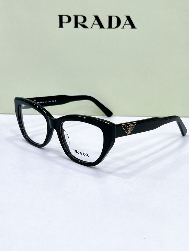 Prada Sunglasses 821609-7