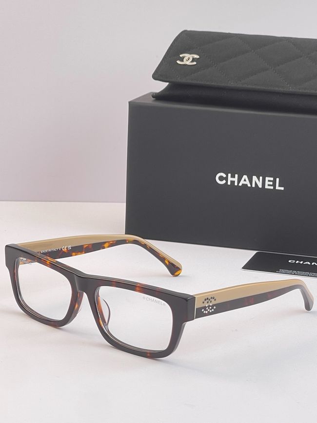 Chanel Sunglasses 821618-3