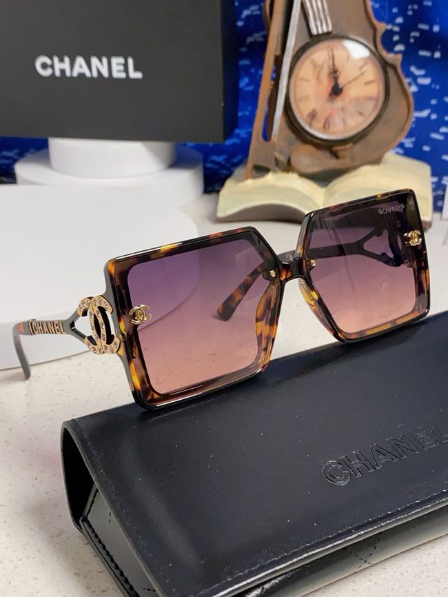 Chanel Sunglasses 821627-2