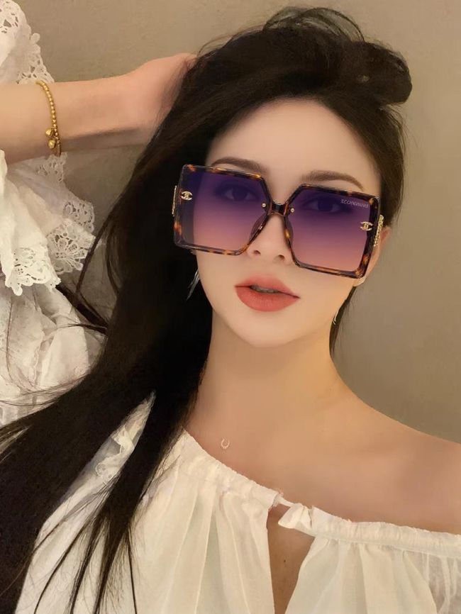 Chanel Sunglasses 821627-2