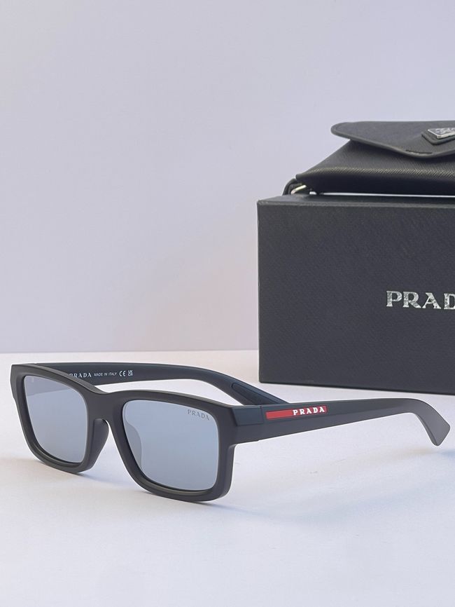 Prada Sunglasses 821613-3