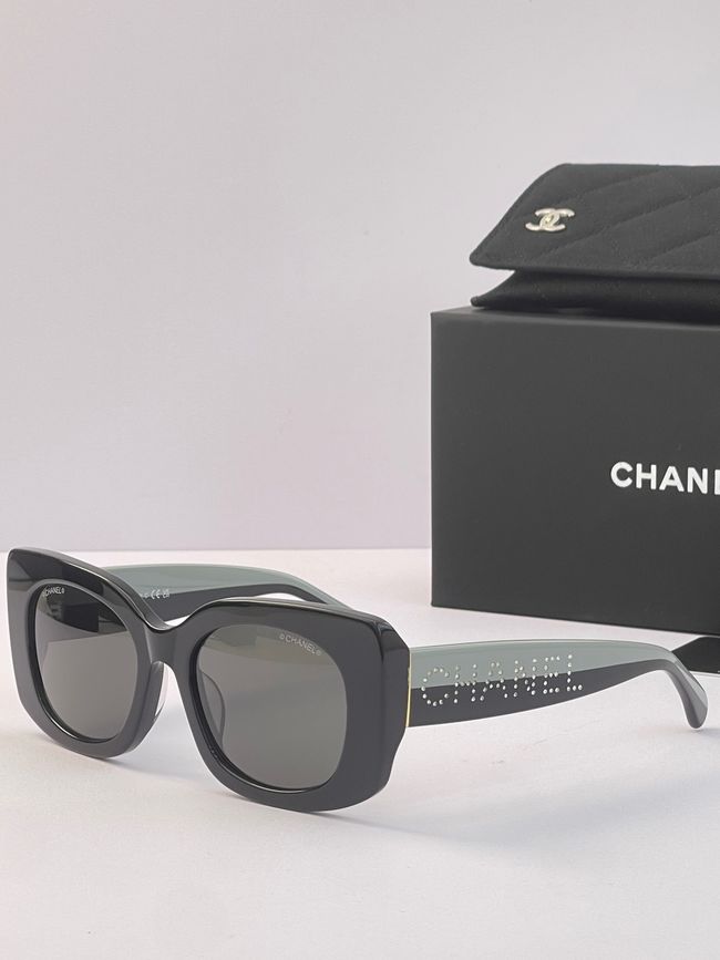 Chanel Sunglasses 821631-3